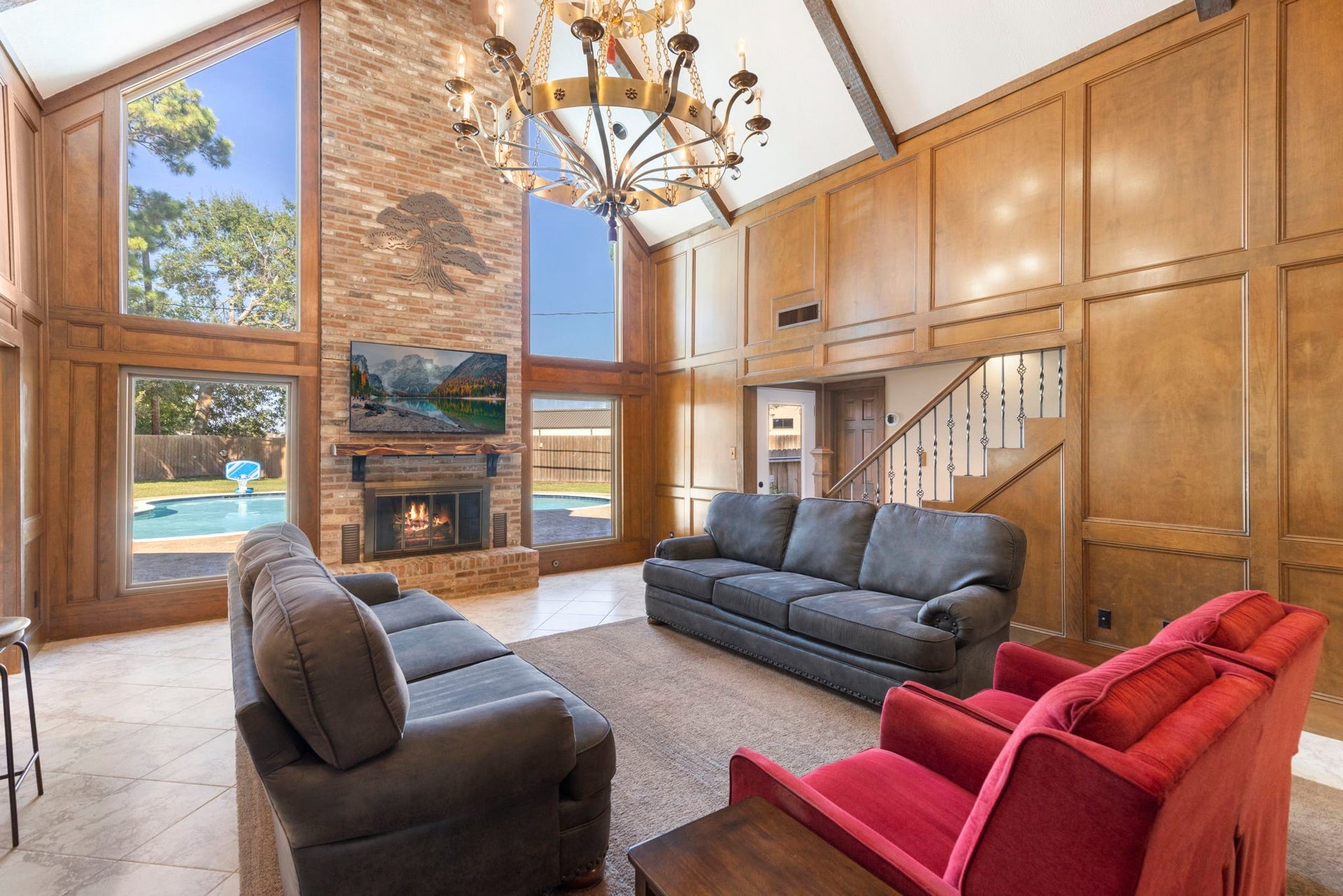 8202 Forest Ridge Road, Spring, TX 77379 Warm and inviting, this is sure to be the gathering place of the home.