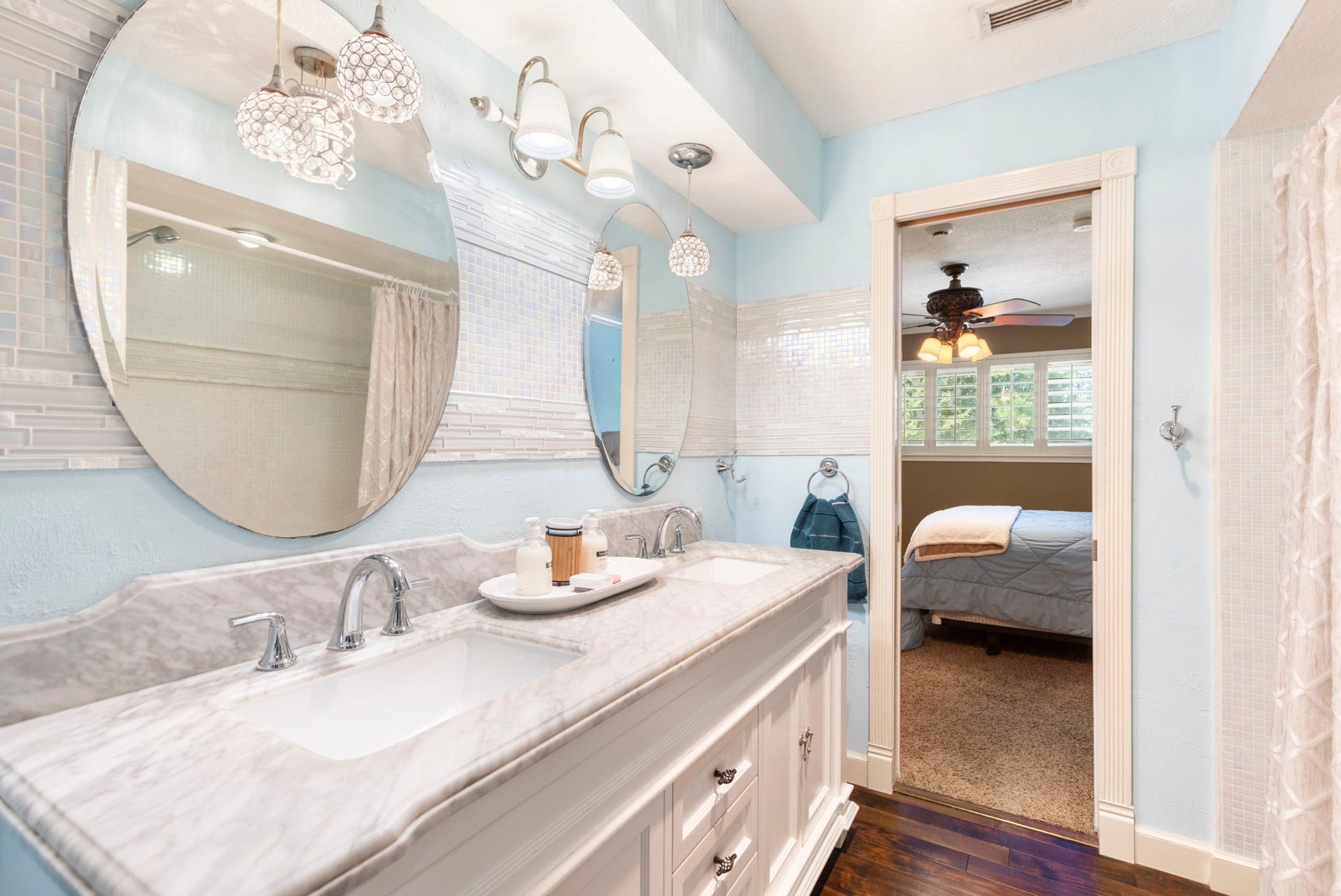 8202 Forest Ridge Road, Spring, TX 77379 One of two secondary bathrooms upstairs.