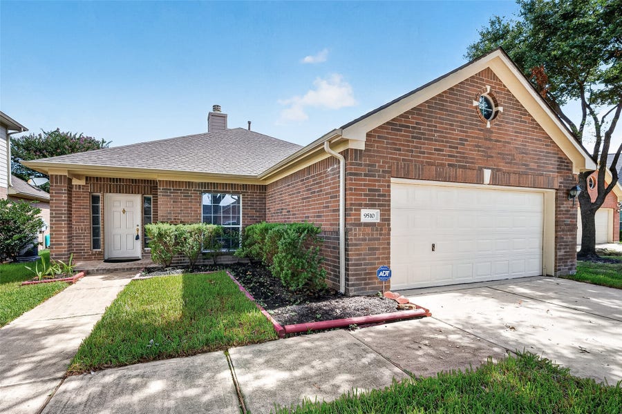 Property photo for 9510 Curry Landing Drive, Houston, TX
