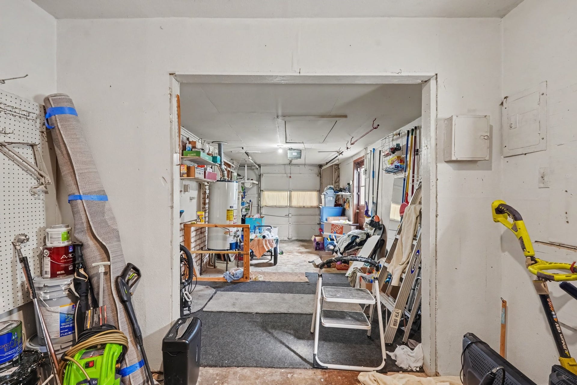 429 Deep Dale Lane, Conroe, TX 77304 And even more space...