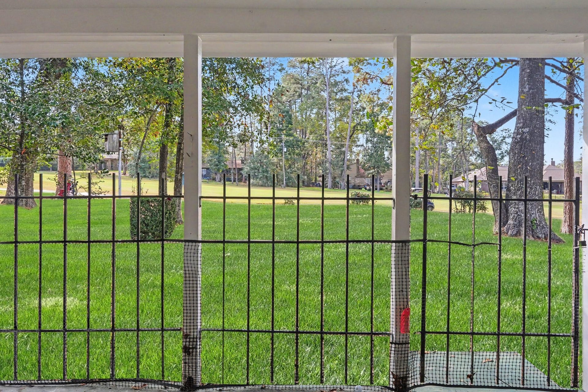 429 Deep Dale Lane, Conroe, TX 77304 This fence does not obstruct the view of the golf course.