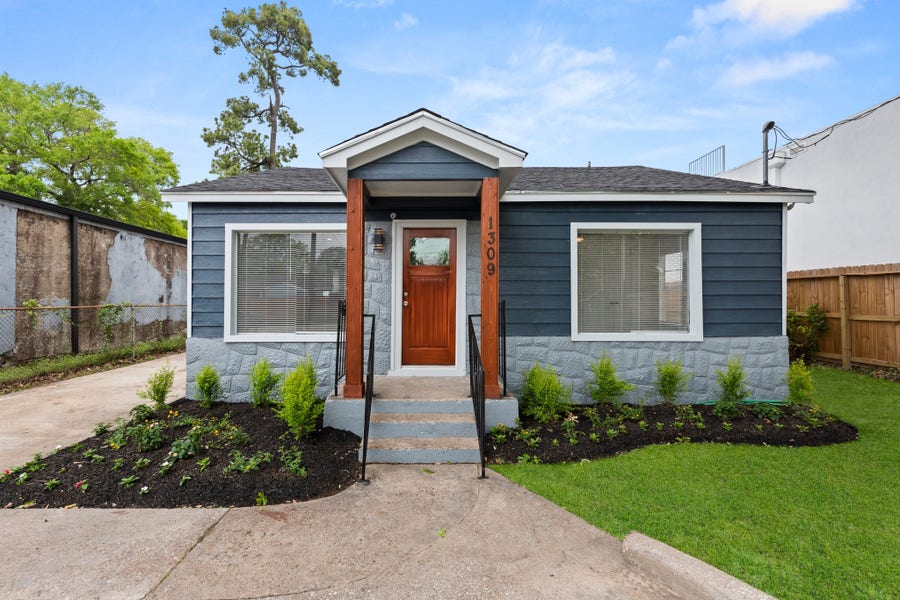 Property photo for 1309 Bragg Street, Houston, TX