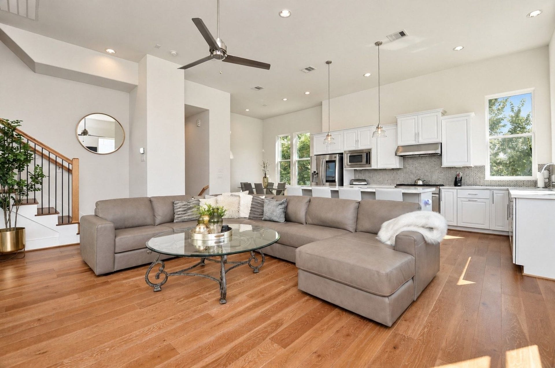 2414 Canal Street, #A, Houston, TX 77003 2414 Canal Street, #A, Houston, TX 77003