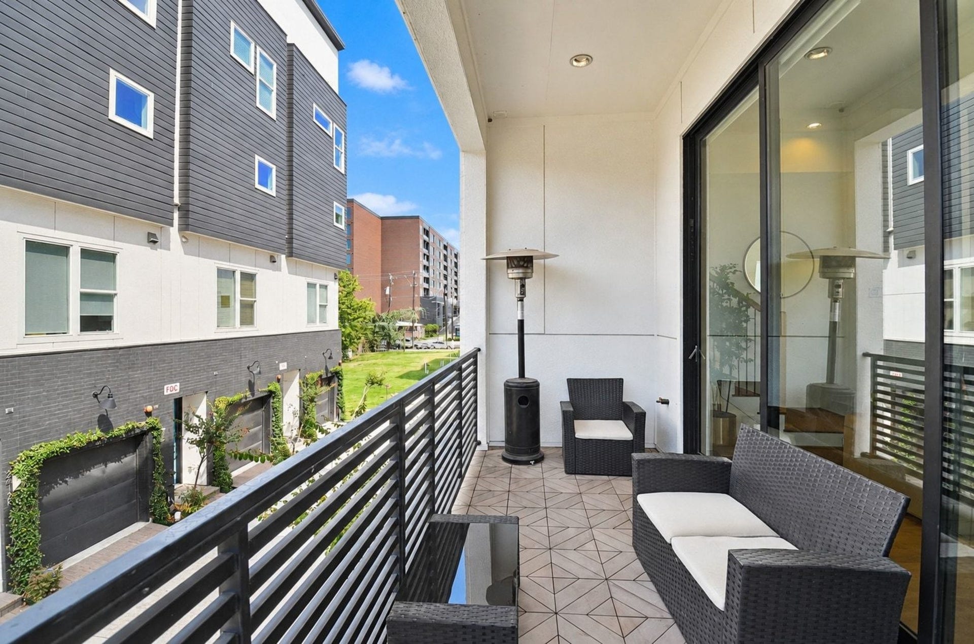2414 Canal Street, #A, Houston, TX 77003 2414 Canal Street, #A, Houston, TX 77003