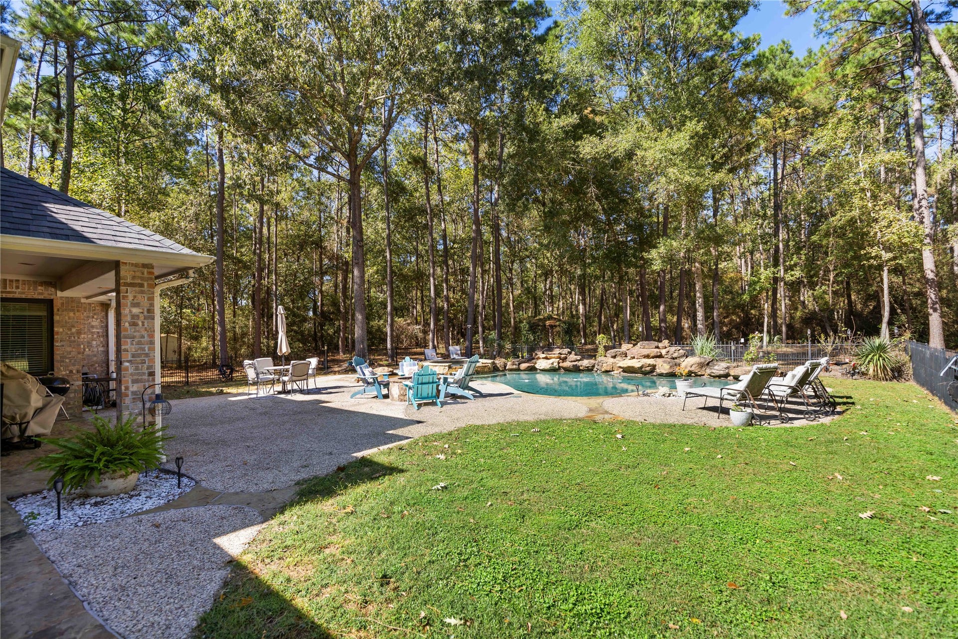 13322 Stonecrest Lane, Conroe, TX 77302
