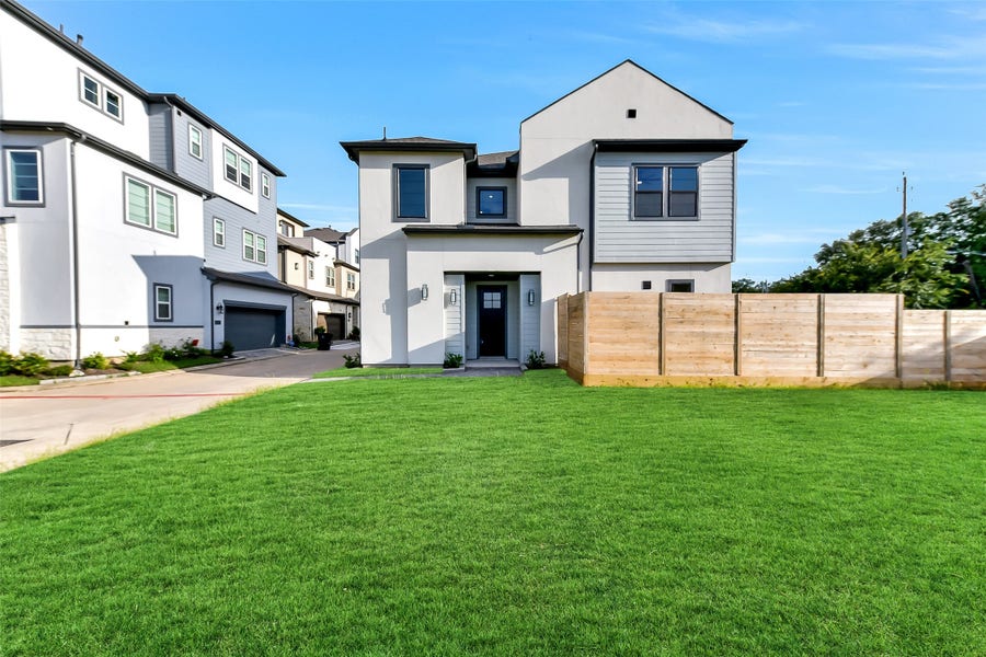 Property photo for 12037 Royal Oaks Run Drive, Houston, TX