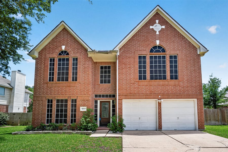 Property photo for 19207 Rebel Yell Drive Drive, Katy, TX