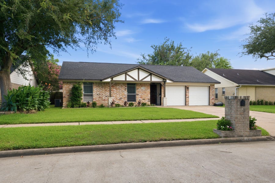 Property photo for 7019 Winding Trace Drive, Houston, TX