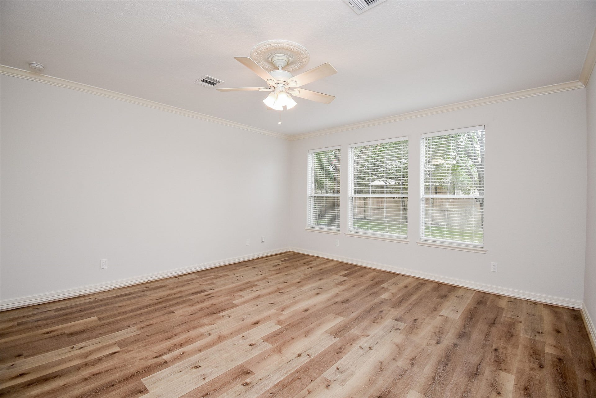 3134 Old Masters Drive, Sugar Land, TX 77479 3134 Old Masters Drive, Sugar Land, TX 77479