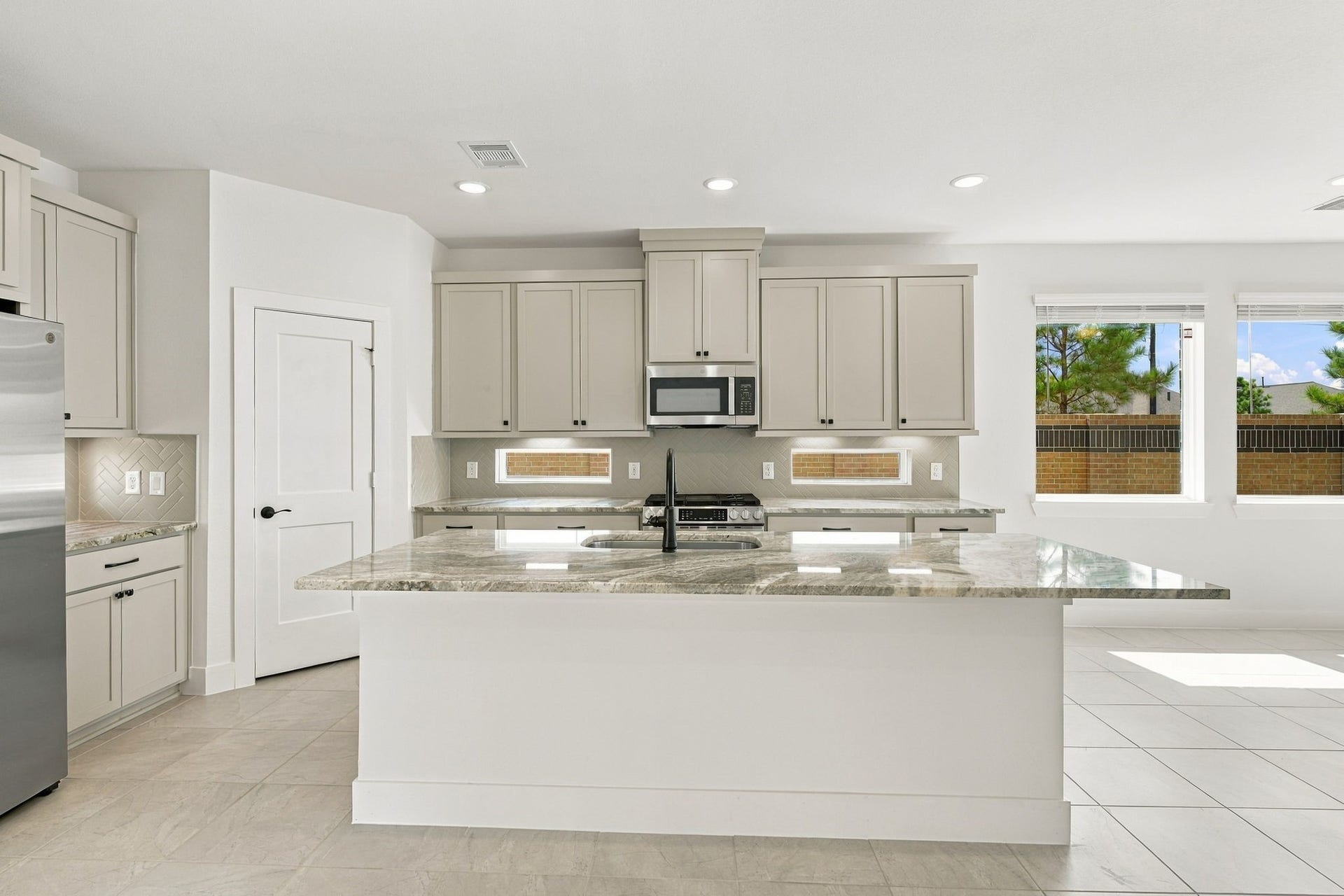 24031 Breezy Bank Trail, Katy, TX 77493 24031 Breezy Bank Trail, Katy, TX 77493