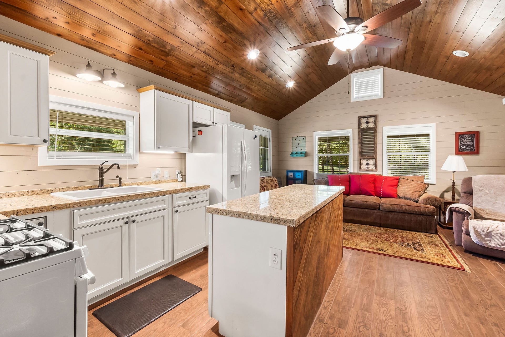 25638 Case Cove Court, Montgomery, TX 77356