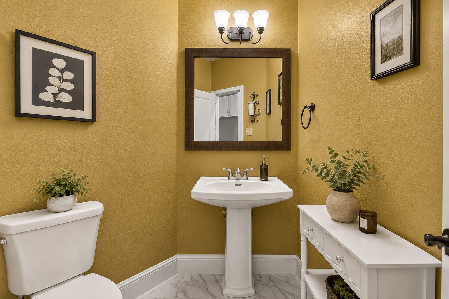 1714 Hartford Mills Lane, League City, TX 77573 Half bath