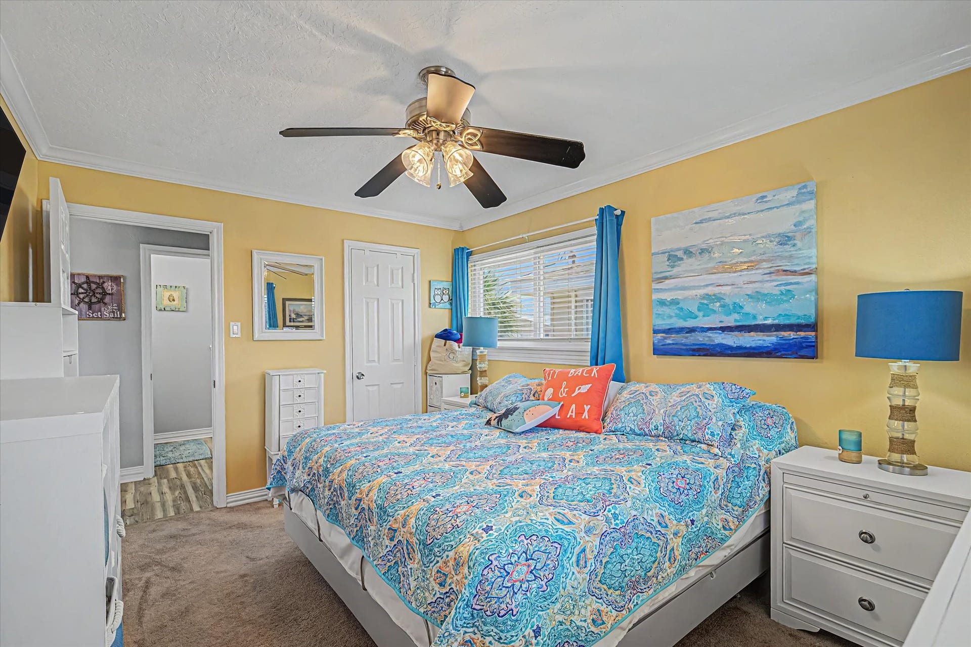 273 Barracuda Street, Bayou Vista, TX 77563