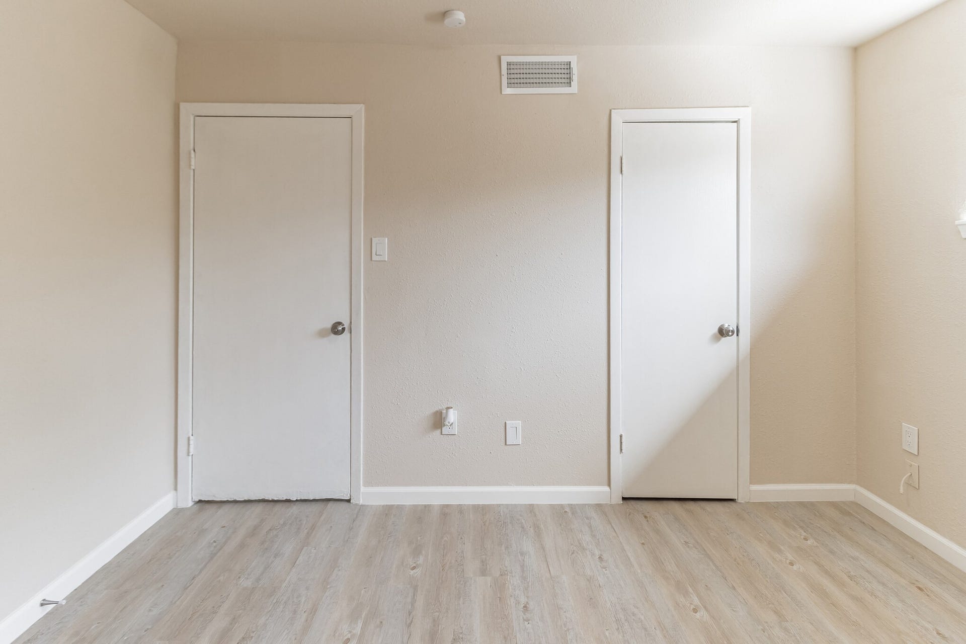 6815 Beachwood Street, #1, Houston, TX 77021 6815 Beachwood Street, #1, Houston, TX 77021