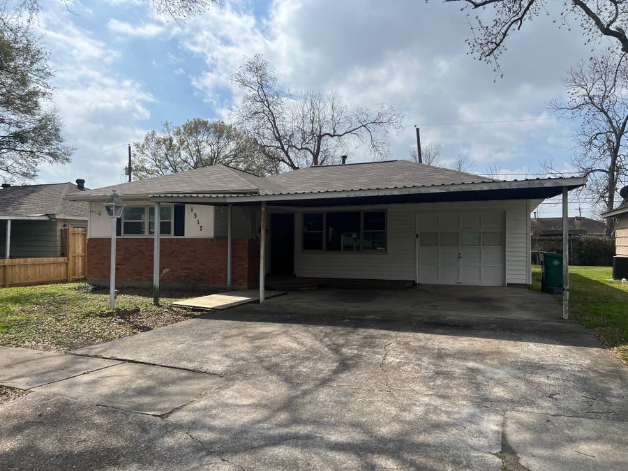 Property photo for 1317 Susan Street, Pasadena, TX