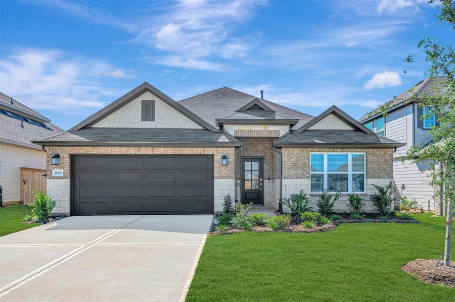 Property photo for 16819 Zavala Way, Montgomery, TX