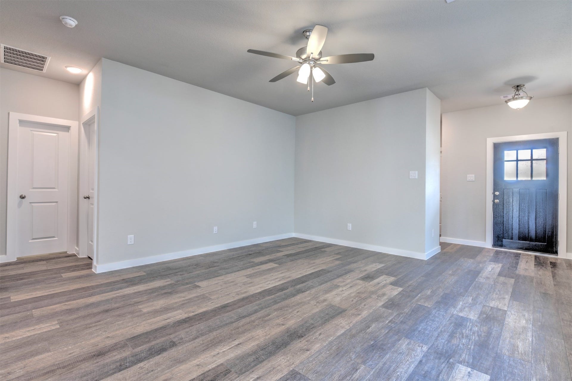 16315 Little Pine Creek Drive, Humble, TX 77346