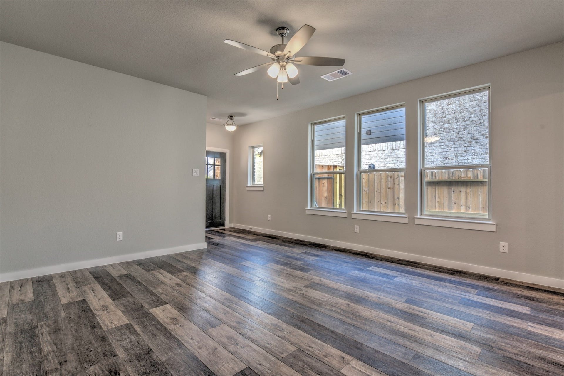 16315 Little Pine Creek Drive, Humble, TX 77346