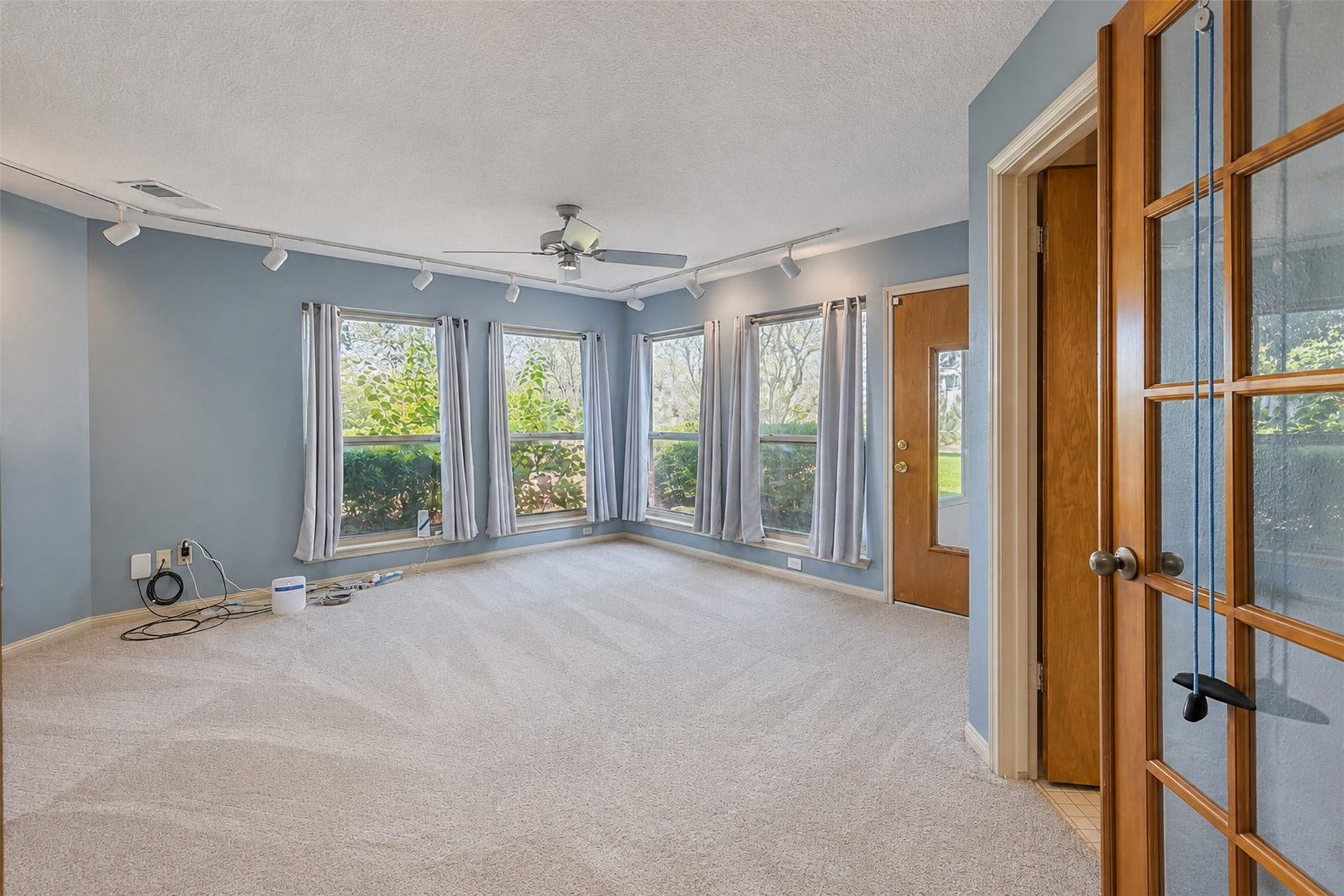 Third bedroom could also serve as an office, exercise room, playroom, art studio.