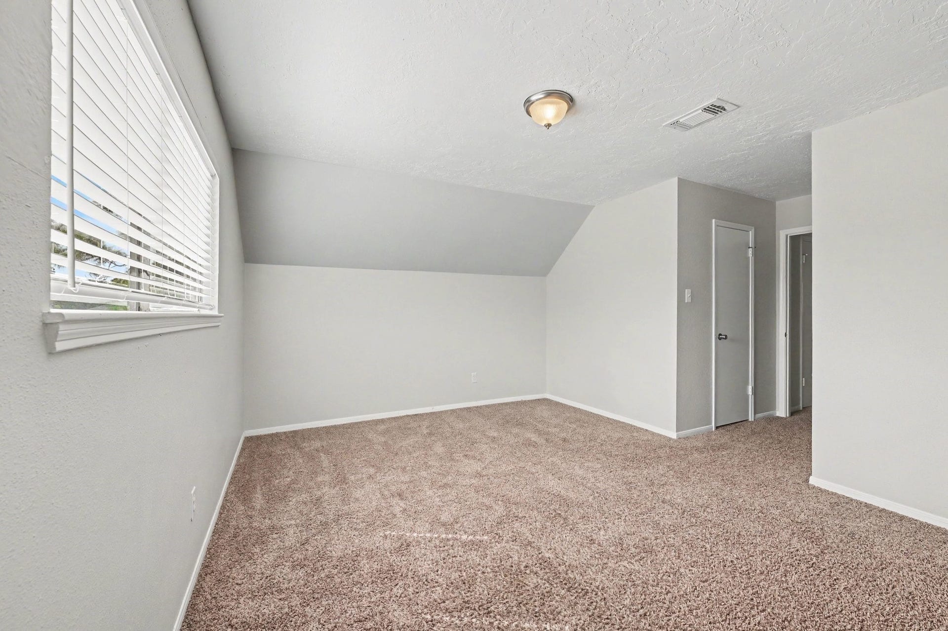 6839 Blue Ridge Drive, Richmond, TX 77469 6839 Blue Ridge Drive, Richmond, TX 77469