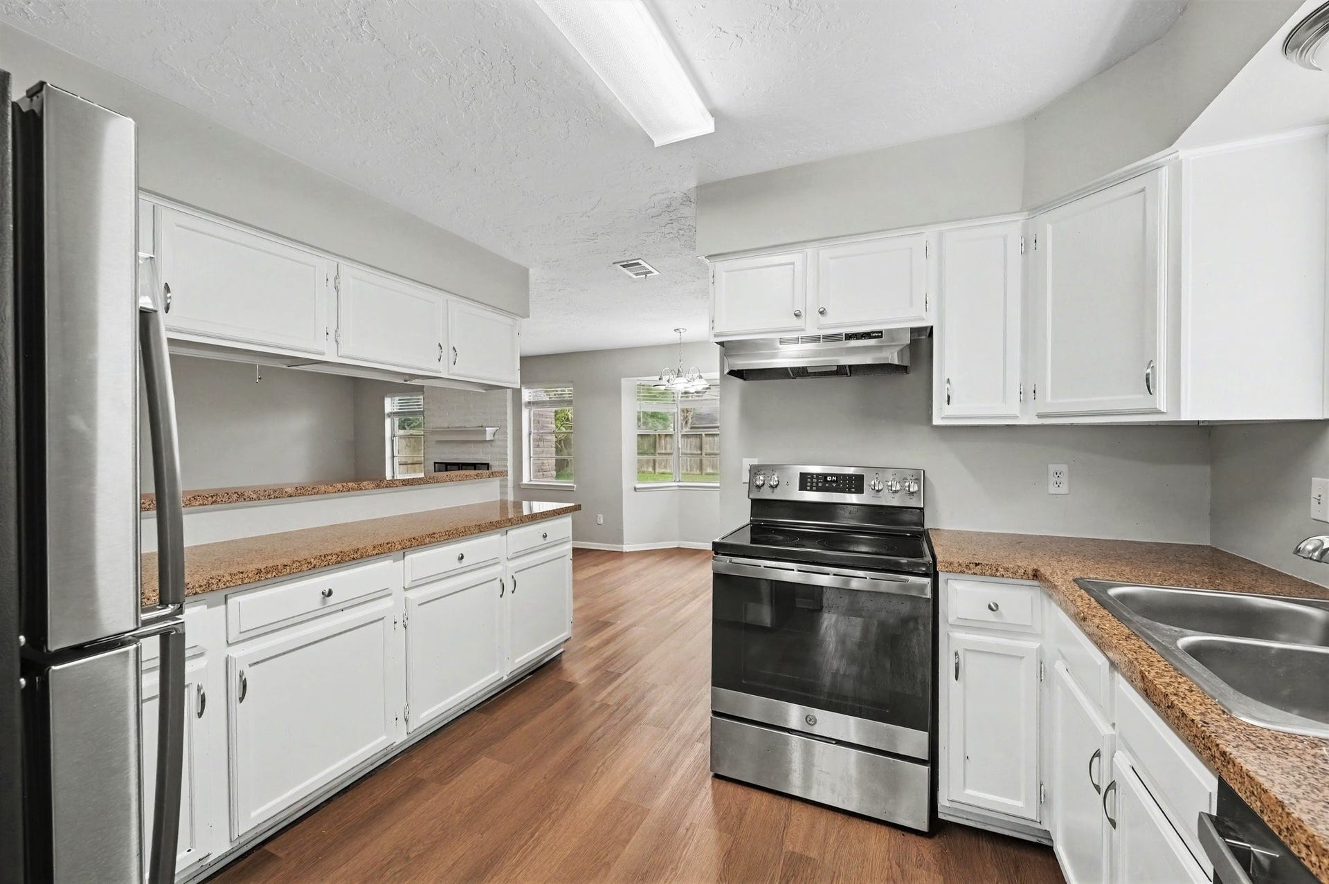 6839 Blue Ridge Drive, Richmond, TX 77469 6839 Blue Ridge Drive, Richmond, TX 77469