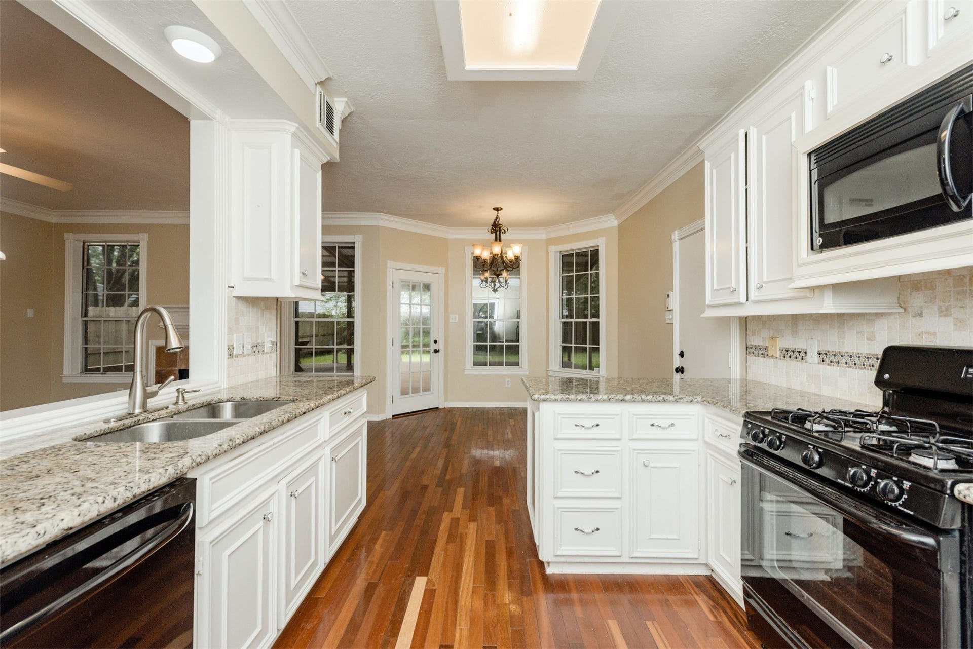 215 SUNSET RIDGE, League City, TX 77573 215 SUNSET RIDGE, League City, TX 77573