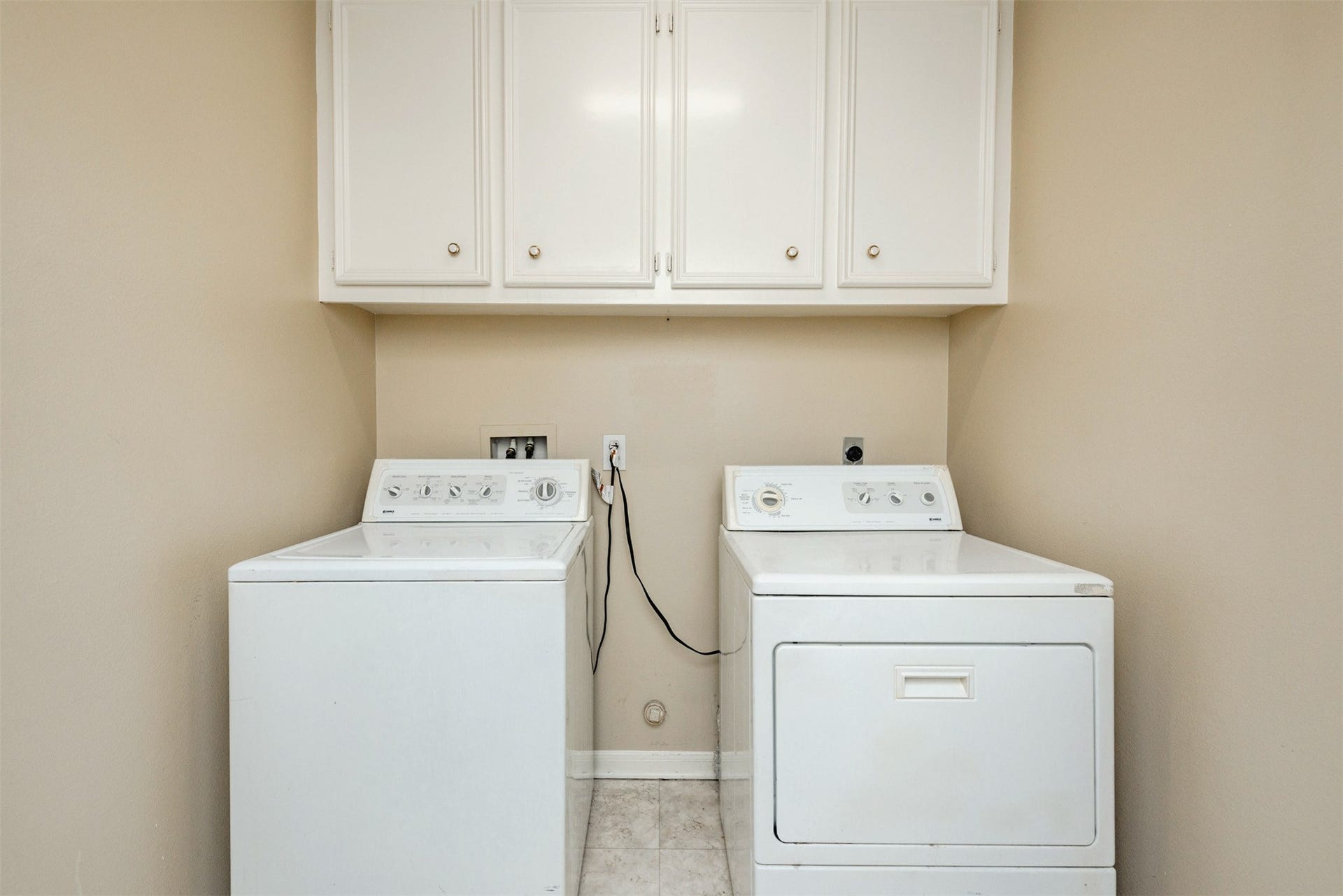 215 SUNSET RIDGE, League City, TX 77573 215 SUNSET RIDGE, League City, TX 77573