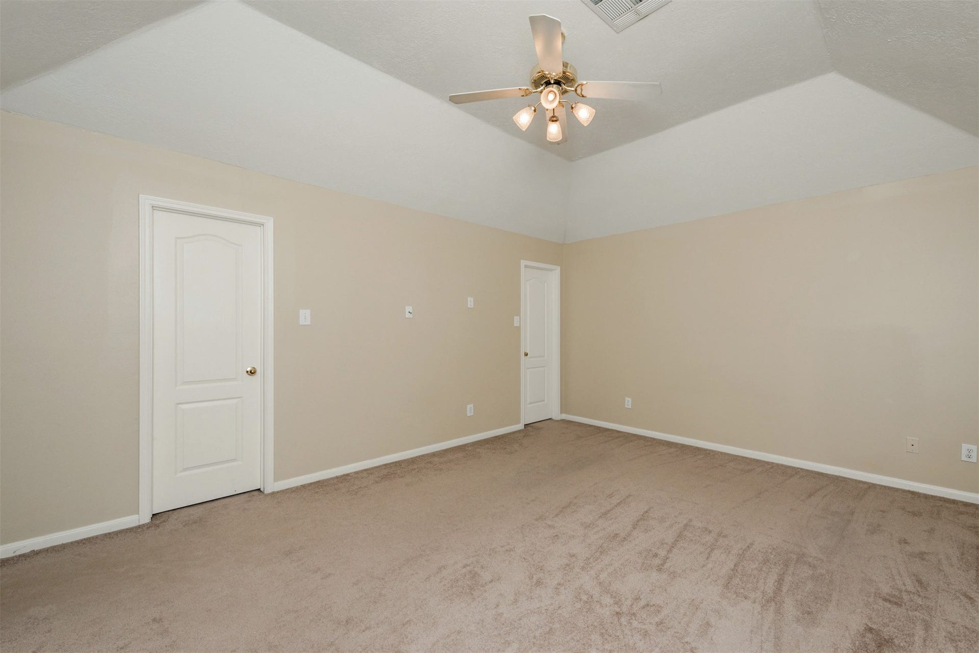 215 SUNSET RIDGE, League City, TX 77573 215 SUNSET RIDGE, League City, TX 77573
