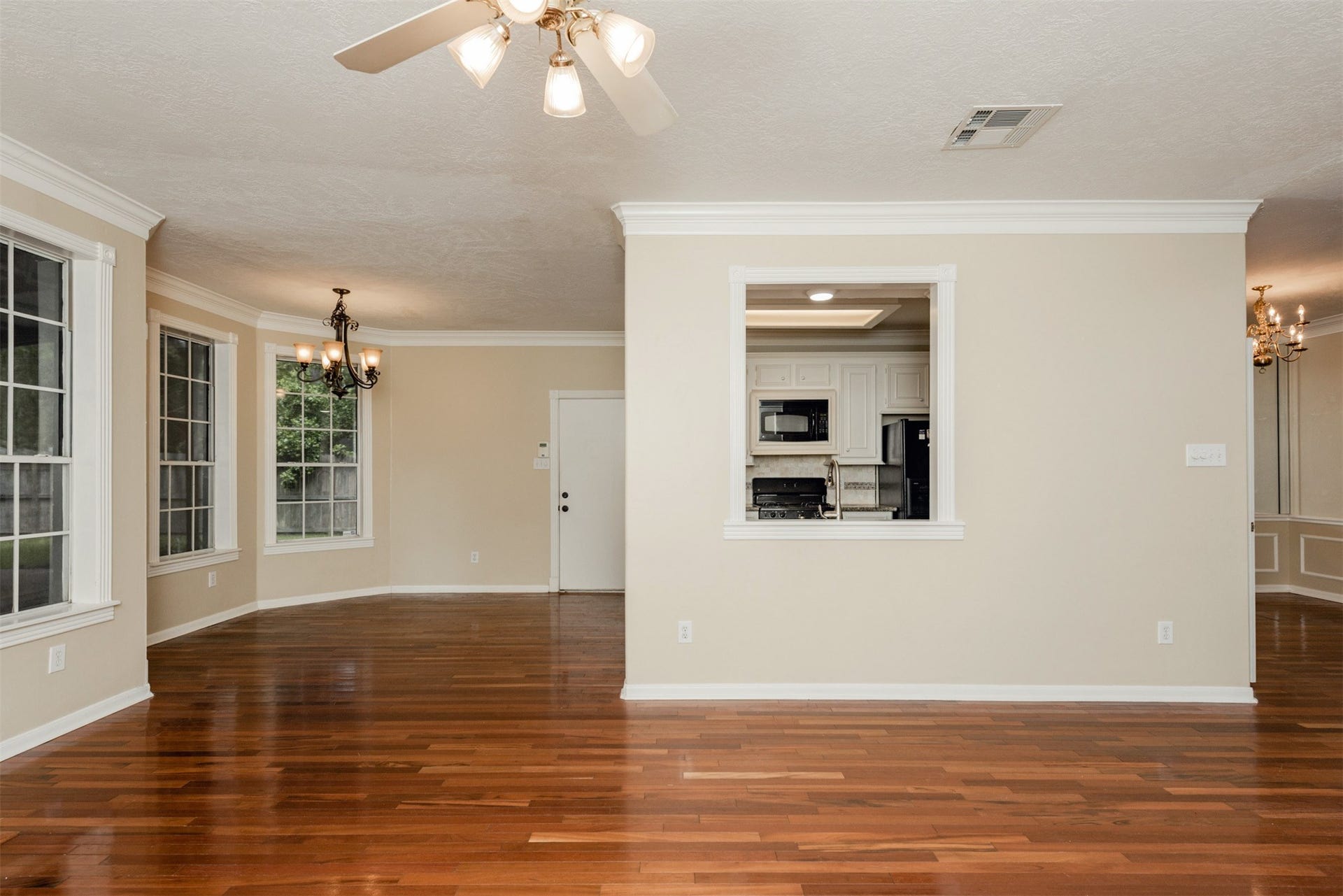 215 SUNSET RIDGE, League City, TX 77573 215 SUNSET RIDGE, League City, TX 77573