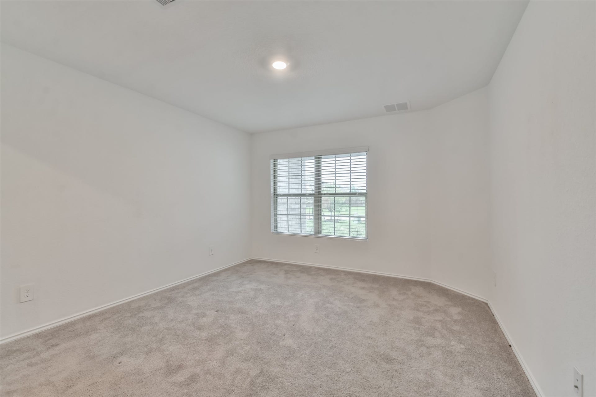 3707 Solanum Drive, Conroe, TX 77301 3707 Solanum Drive, Conroe, TX 77301