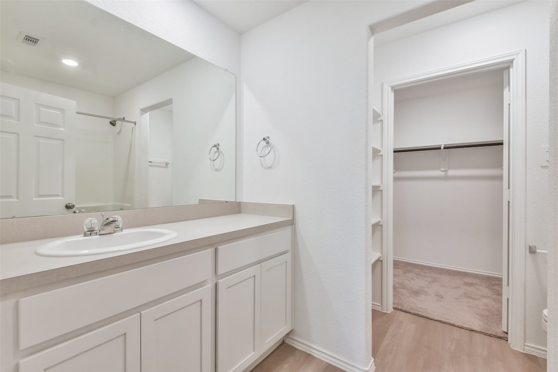 3707 Solanum Drive, Conroe, TX 77301 3707 Solanum Drive, Conroe, TX 77301