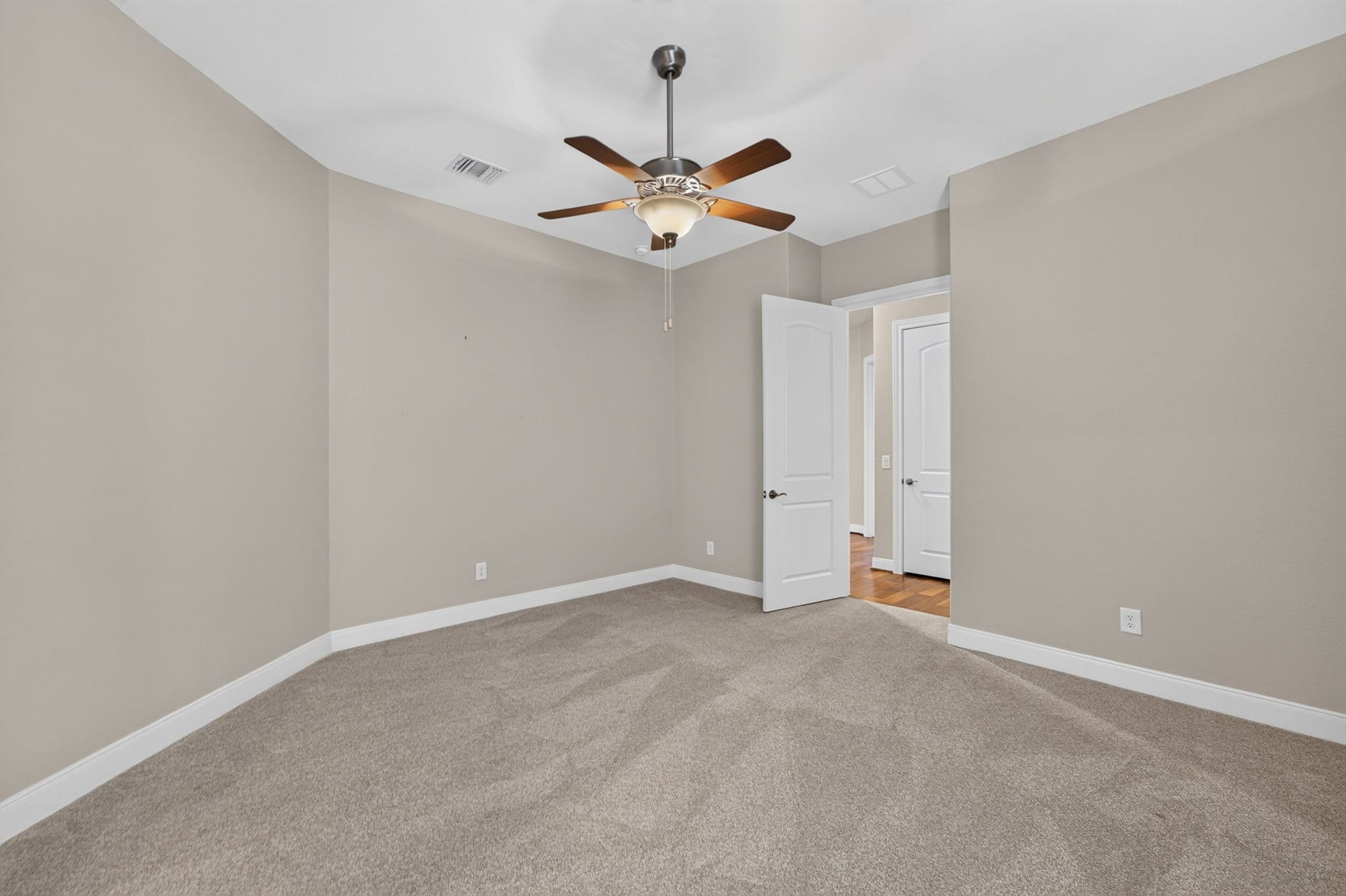 230 Kimblewick Way, The Woodlands, TX 77382 2nd Bedroom