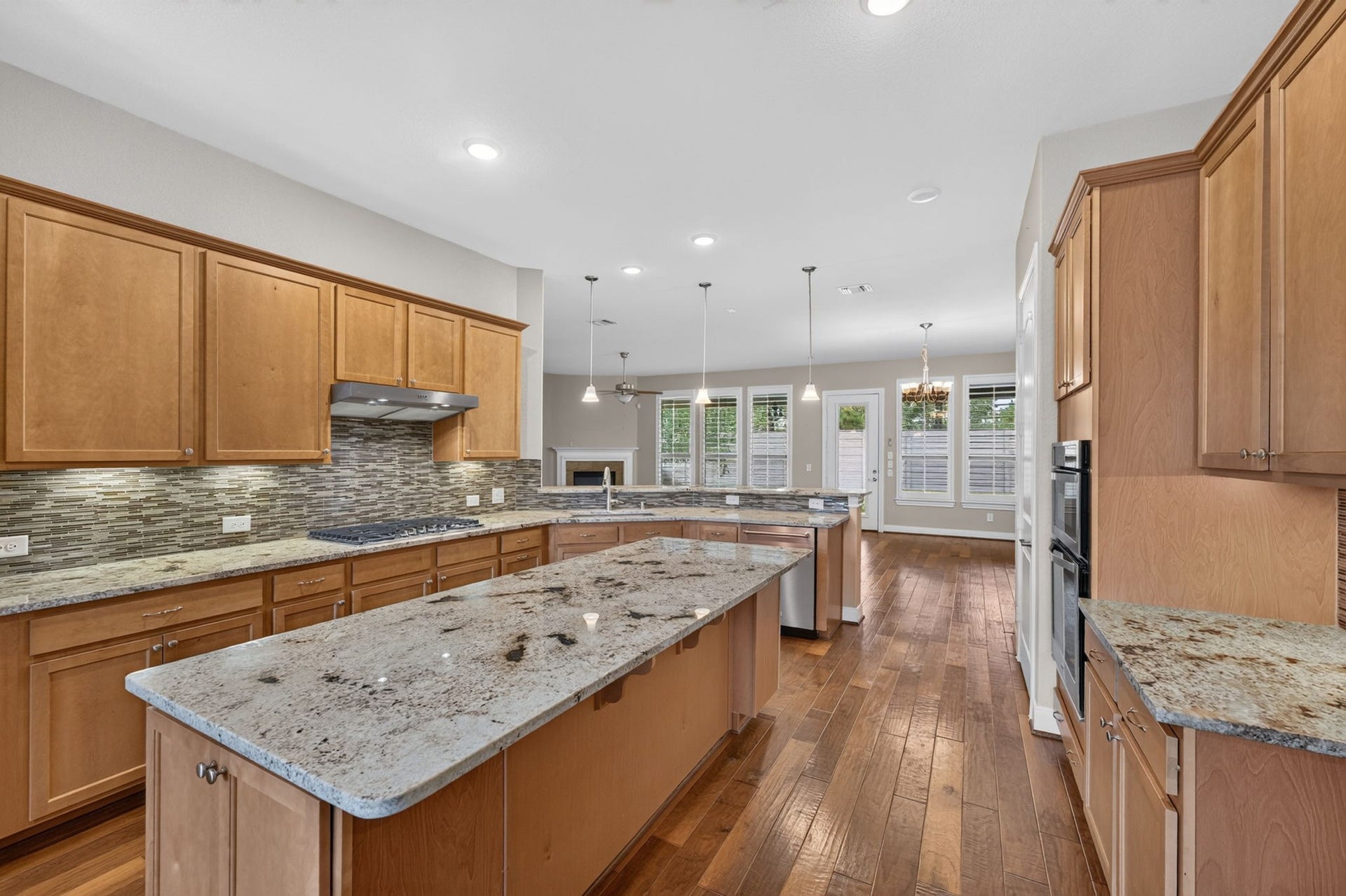 230 Kimblewick Way, The Woodlands, TX 77382 230 Kimblewick Way, The Woodlands, TX 77382