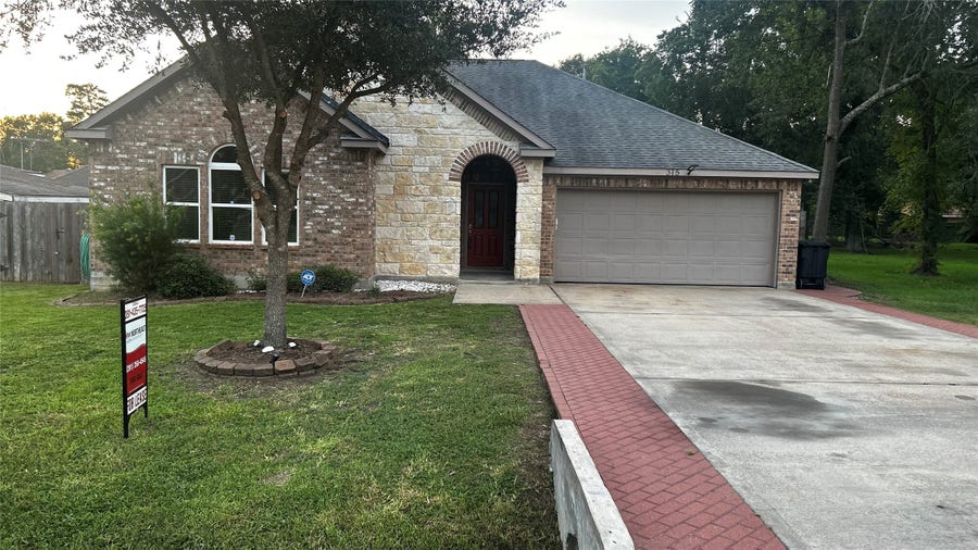 Property photo for 315 Broad Ripple Drive, Huffman, TX