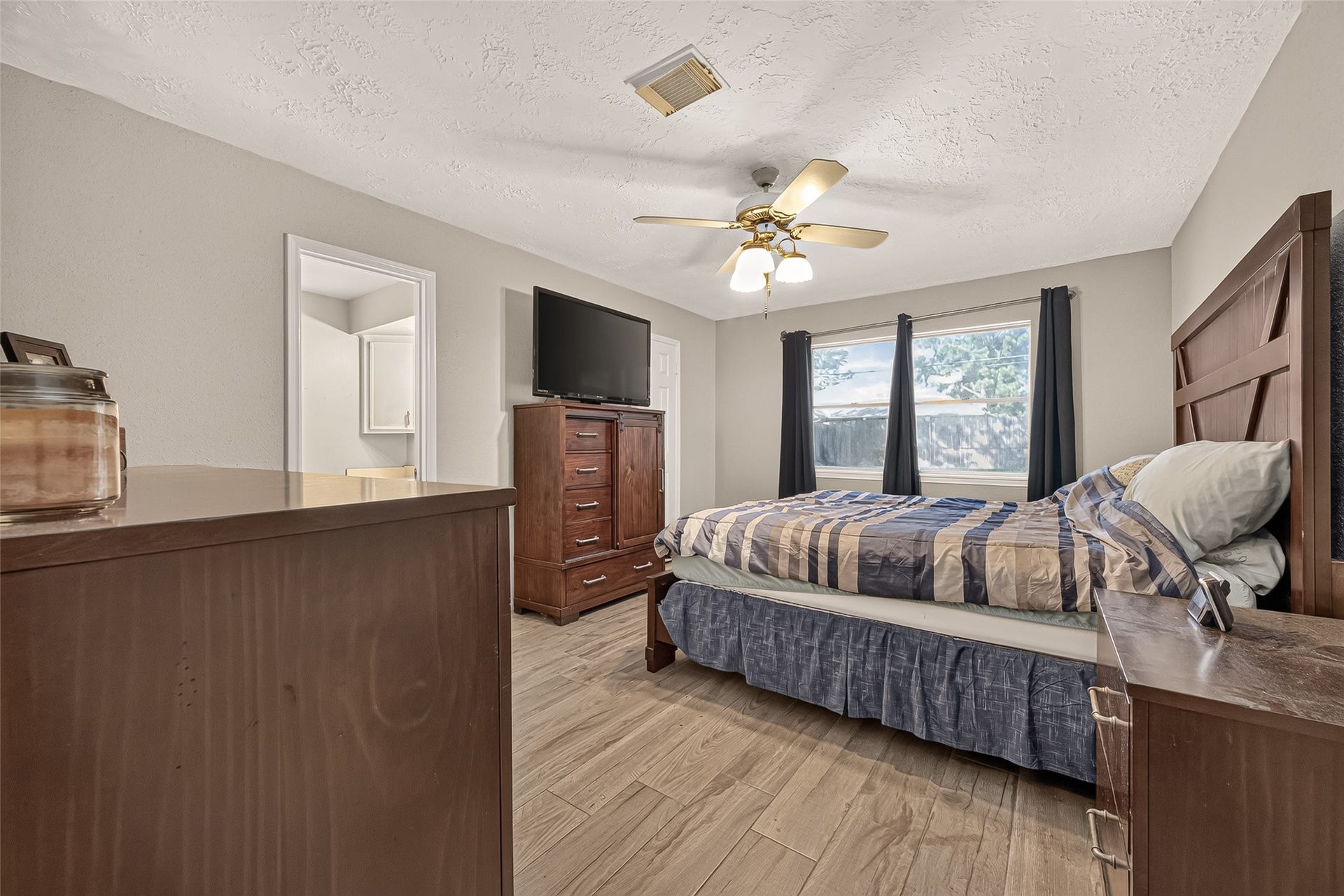 21719 Meadowhill Drive, Spring, TX 77388 21719 Meadowhill Drive, Spring, TX 77388