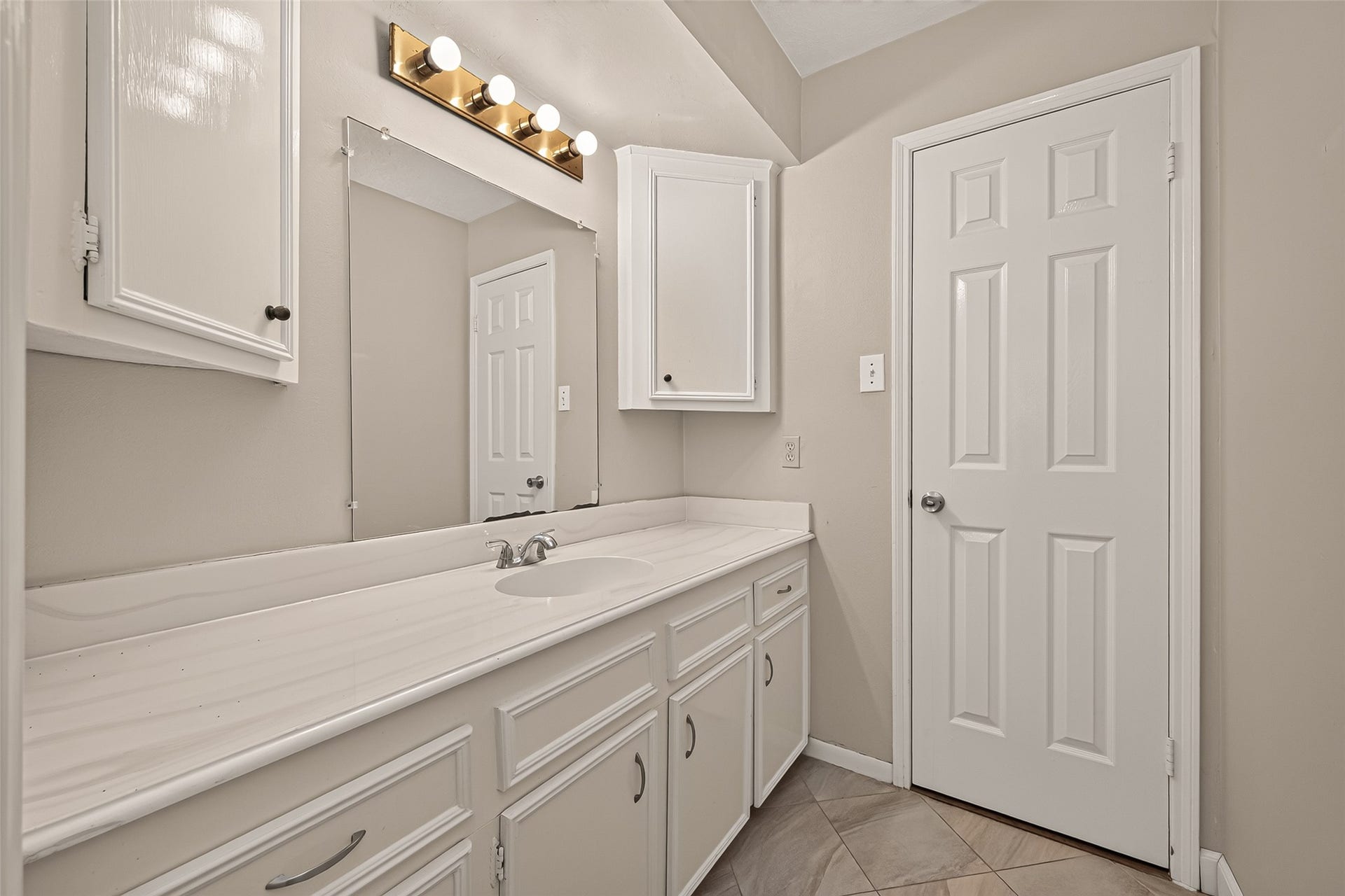 21719 Meadowhill Drive, Spring, TX 77388 21719 Meadowhill Drive, Spring, TX 77388