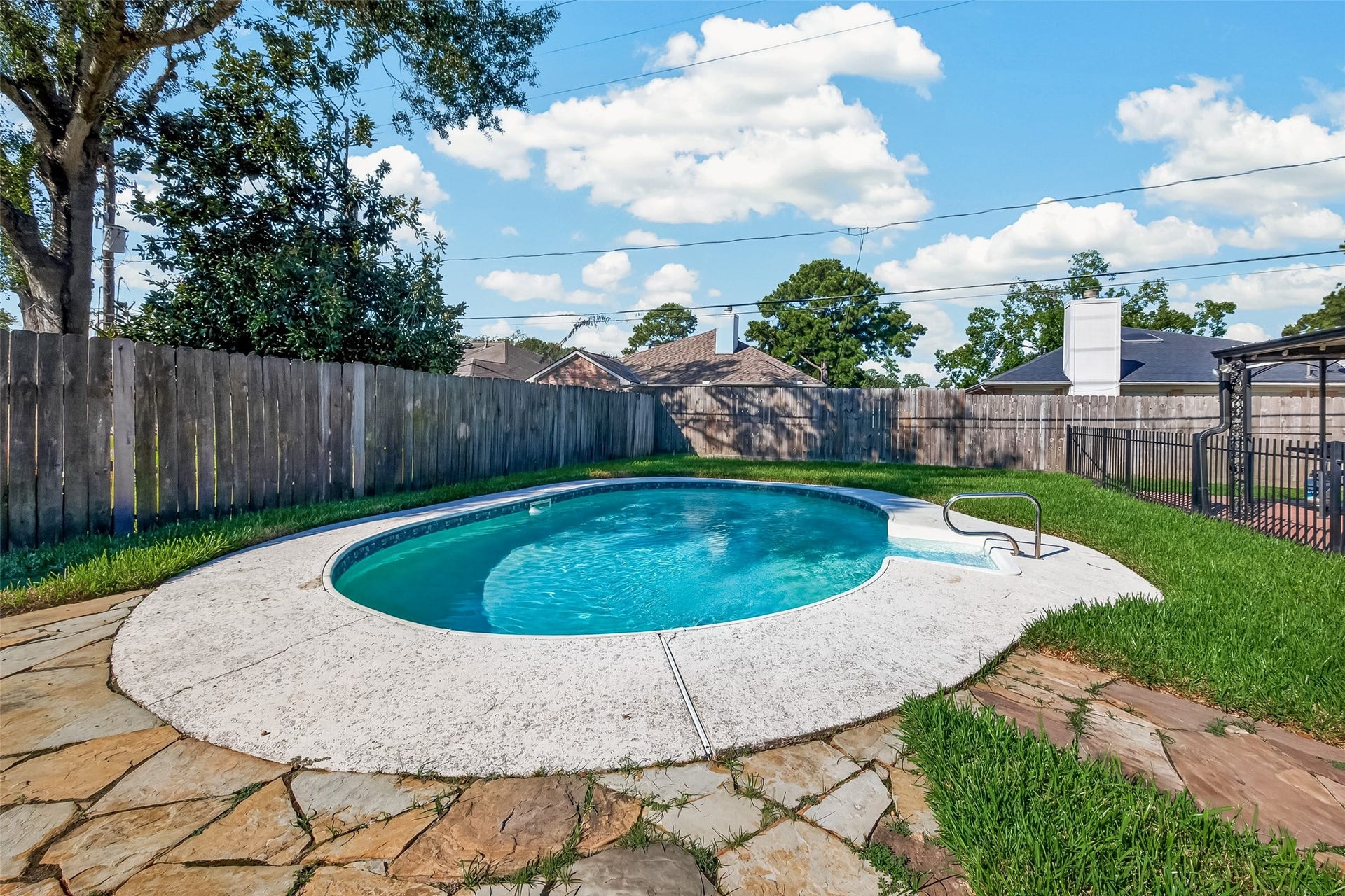 21719 Meadowhill Drive, Spring, TX 77388 21719 Meadowhill Drive, Spring, TX 77388
