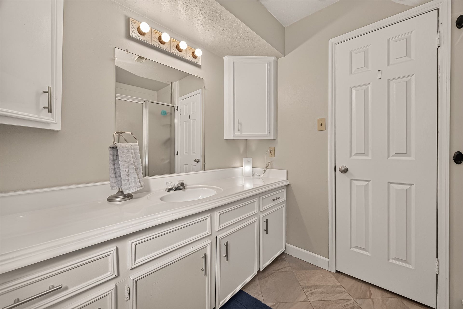 21719 Meadowhill Drive, Spring, TX 77388 21719 Meadowhill Drive, Spring, TX 77388