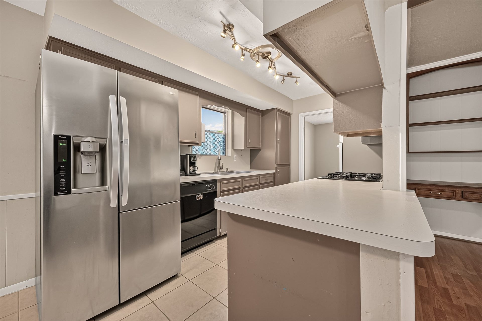 21719 Meadowhill Drive, Spring, TX 77388 21719 Meadowhill Drive, Spring, TX 77388