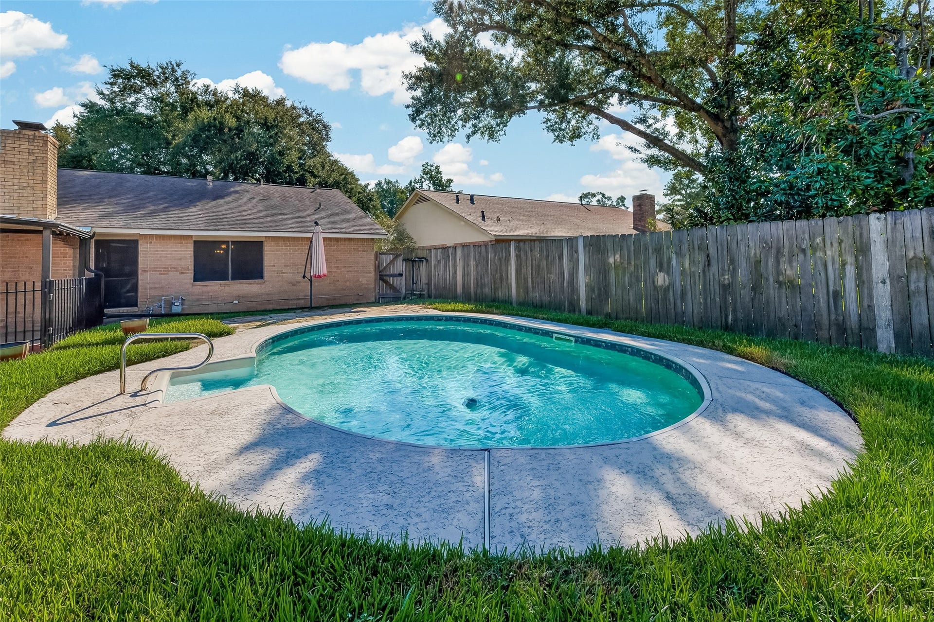 21719 Meadowhill Drive, Spring, TX 77388 21719 Meadowhill Drive, Spring, TX 77388