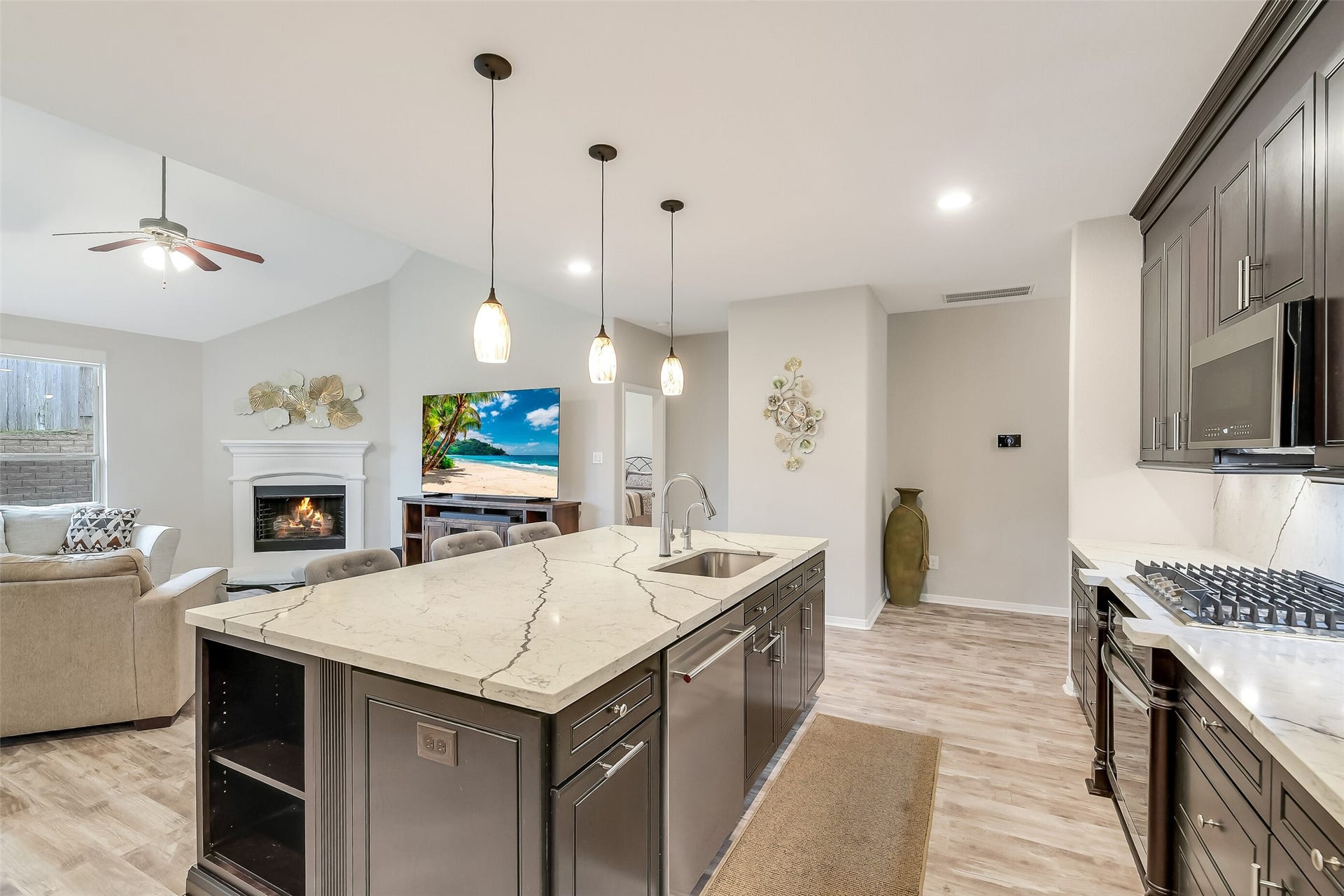 1514 Jacobs Forest Drive, Conroe, TX 77384 1514 Jacobs Forest Drive, Conroe, TX 77384
