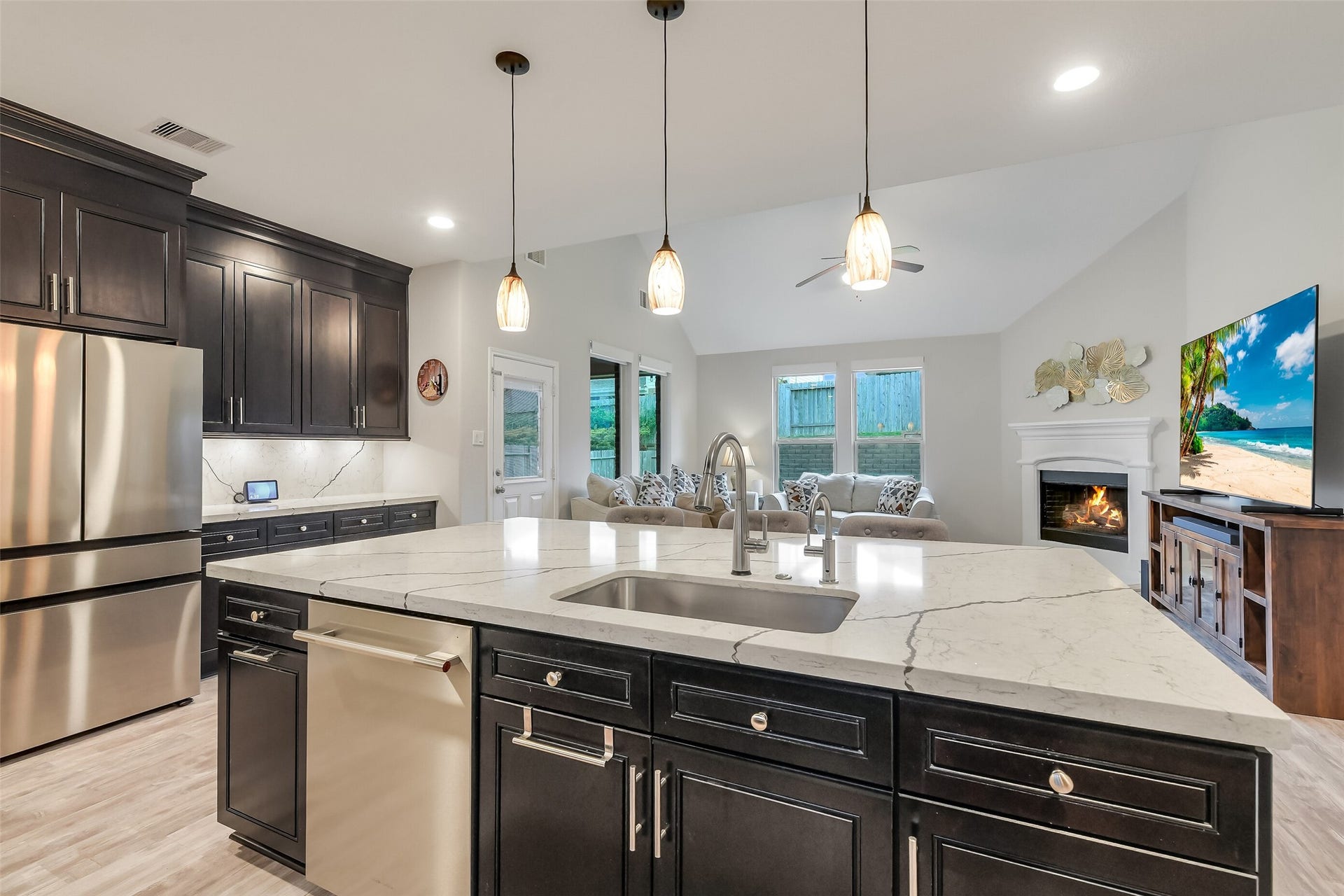 1514 Jacobs Forest Drive, Conroe, TX 77384 1514 Jacobs Forest Drive, Conroe, TX 77384