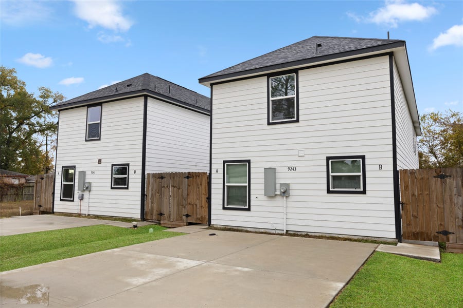 Property photo for 9243 Seeker Street, Houston, TX