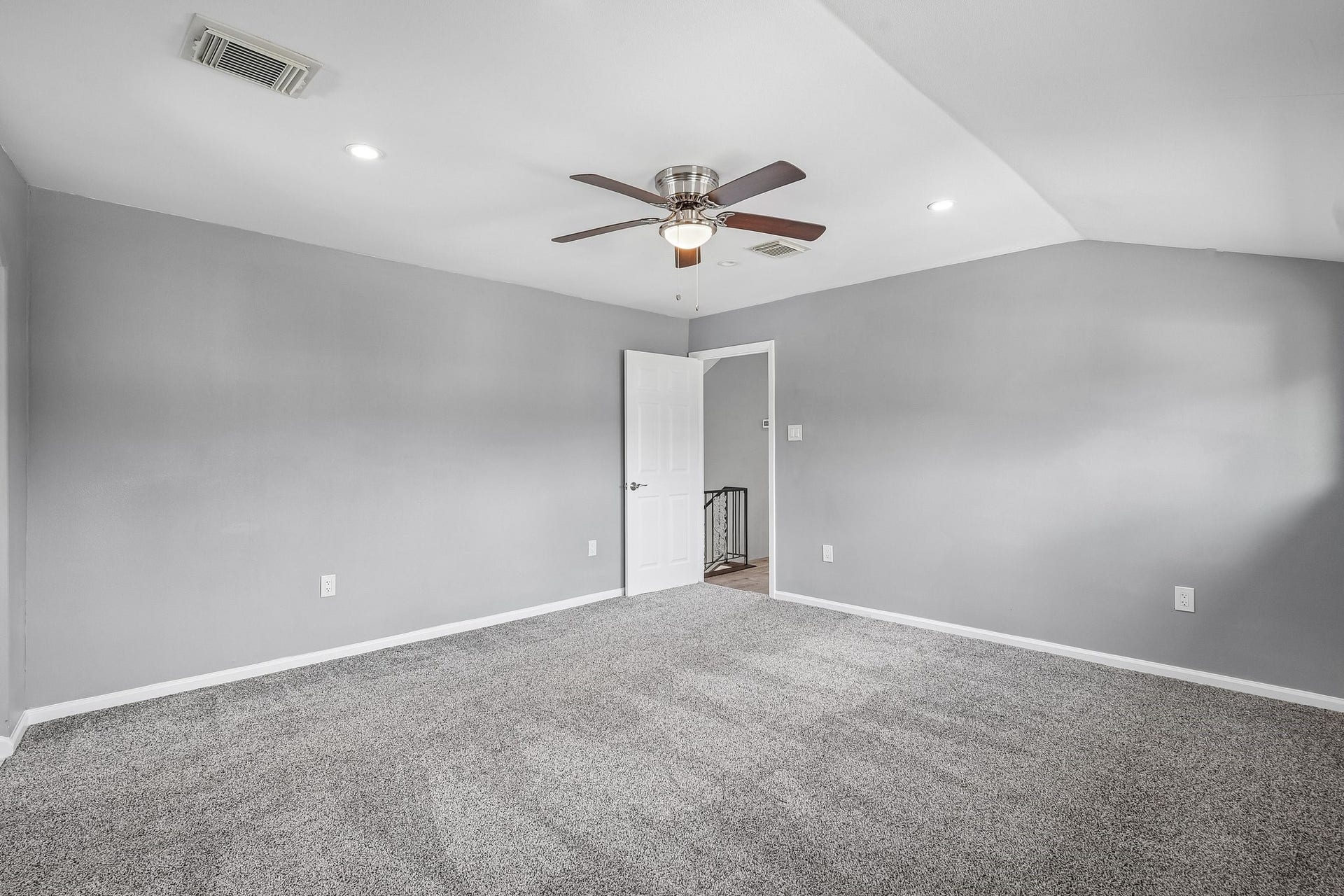 11026 Green Arbor Drive, Houston, TX 77089 11026 Green Arbor Drive, Houston, TX 77089