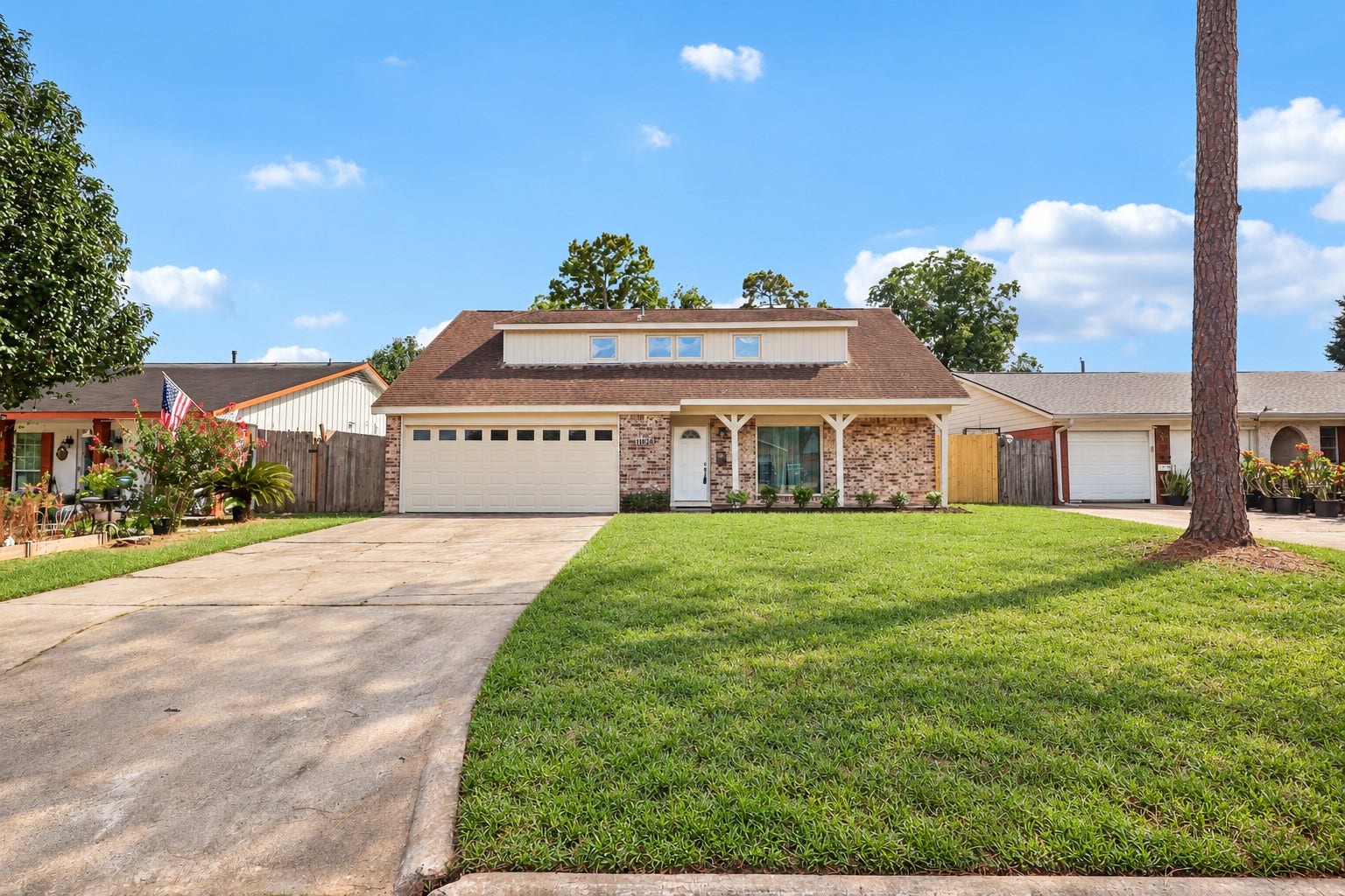 11026 Green Arbor Drive, Houston, TX 77089 11026 Green Arbor Drive, Houston, TX 77089