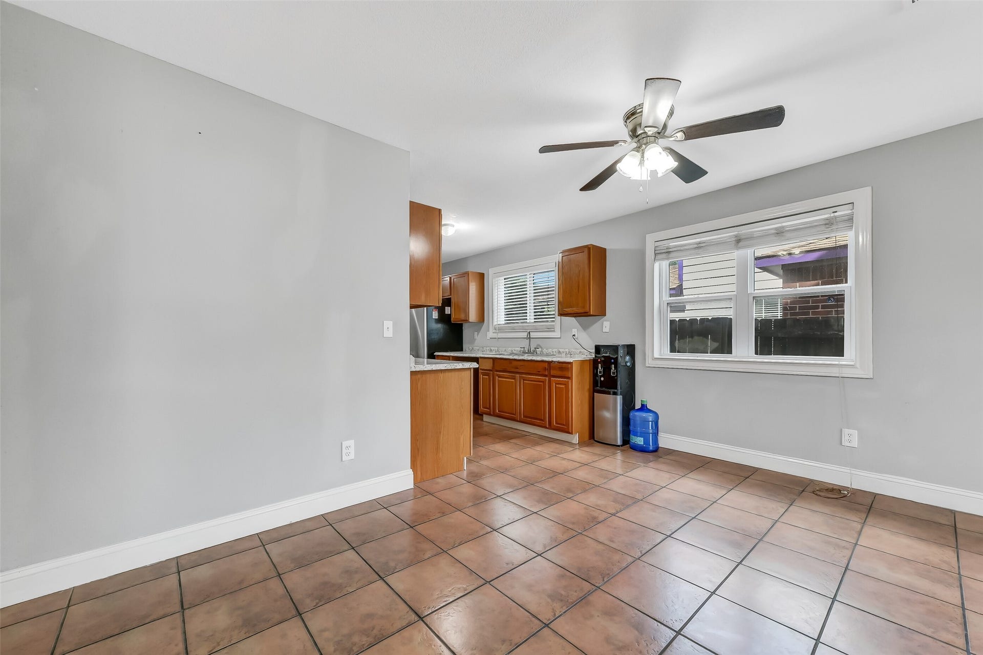 6335 Danshire Court, Houston, TX 77049 6335 Danshire Court, Houston, TX 77049