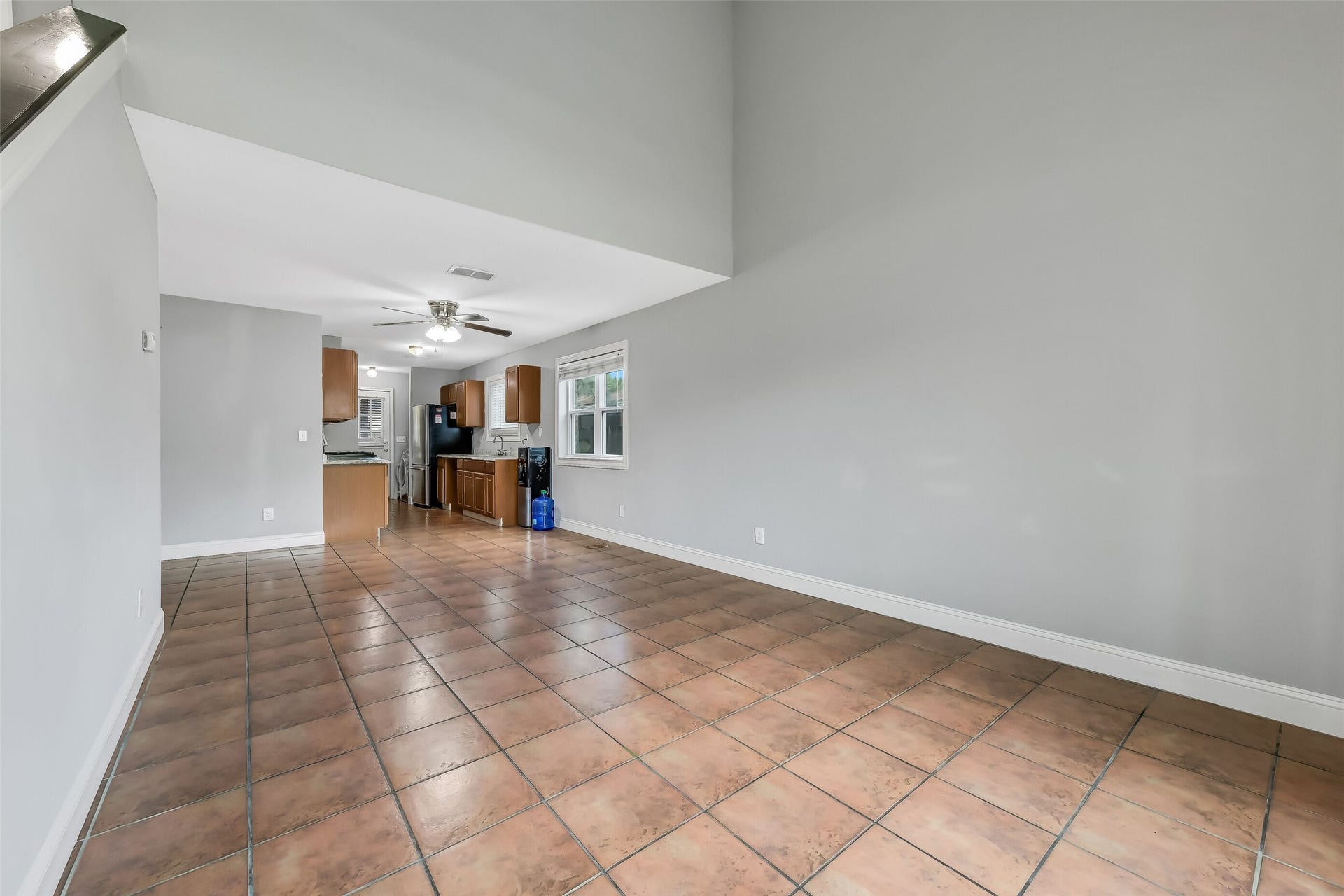 6335 Danshire Court, Houston, TX 77049 6335 Danshire Court, Houston, TX 77049