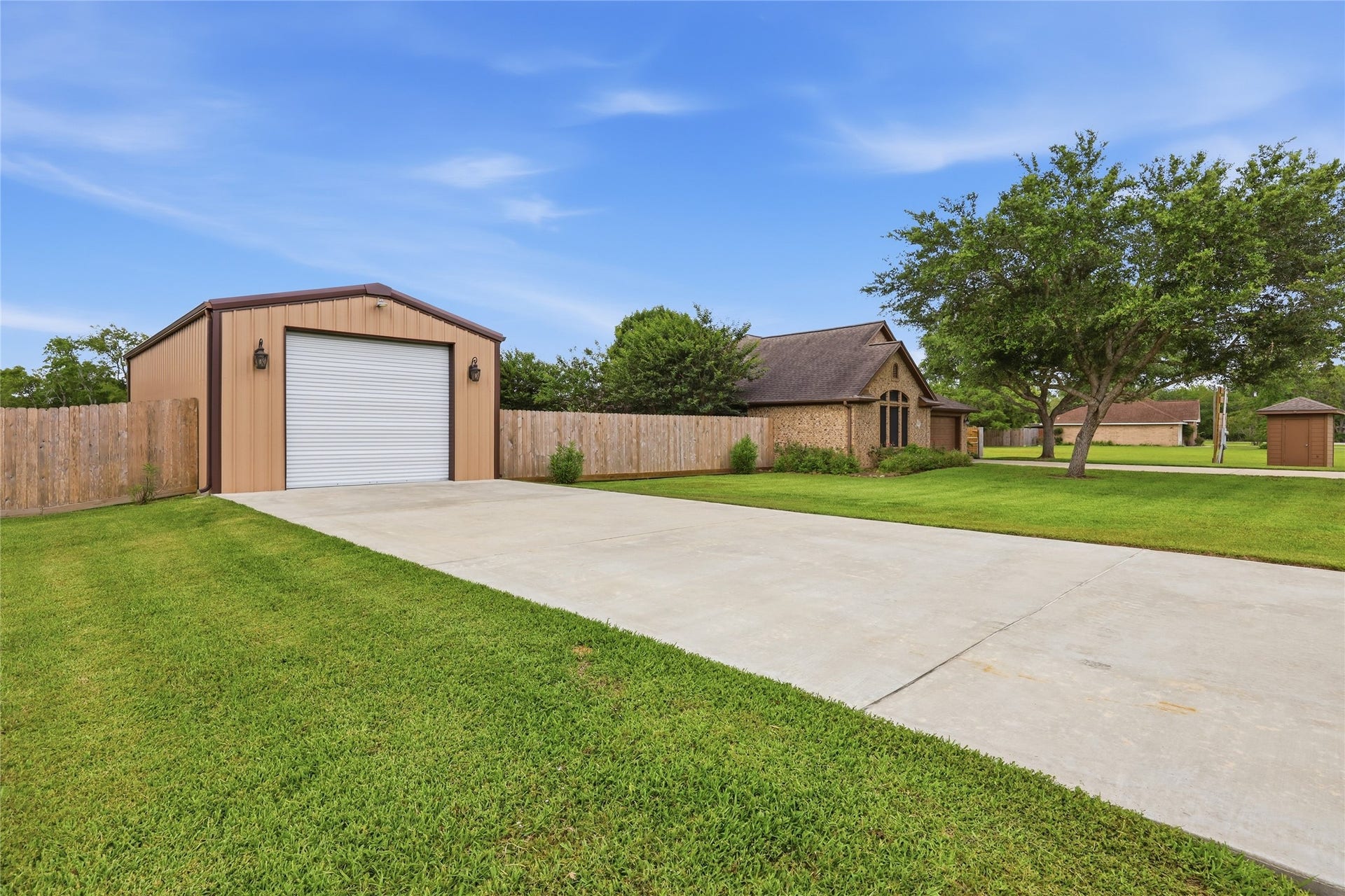 16210 Bluebird Street, Santa Fe, TX 77517 16210 Bluebird Street, Santa Fe, TX 77517