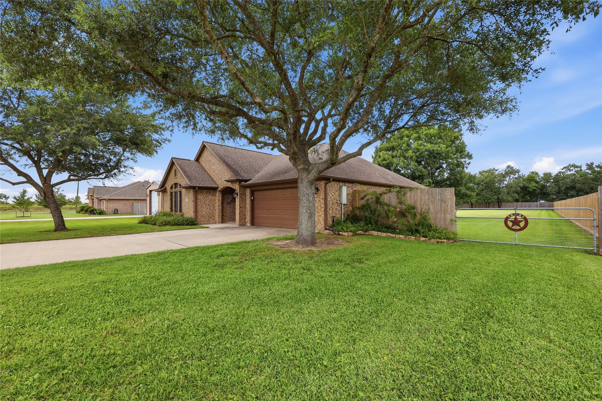 16210 Bluebird Street, Santa Fe, TX 77517 16210 Bluebird Street, Santa Fe, TX 77517