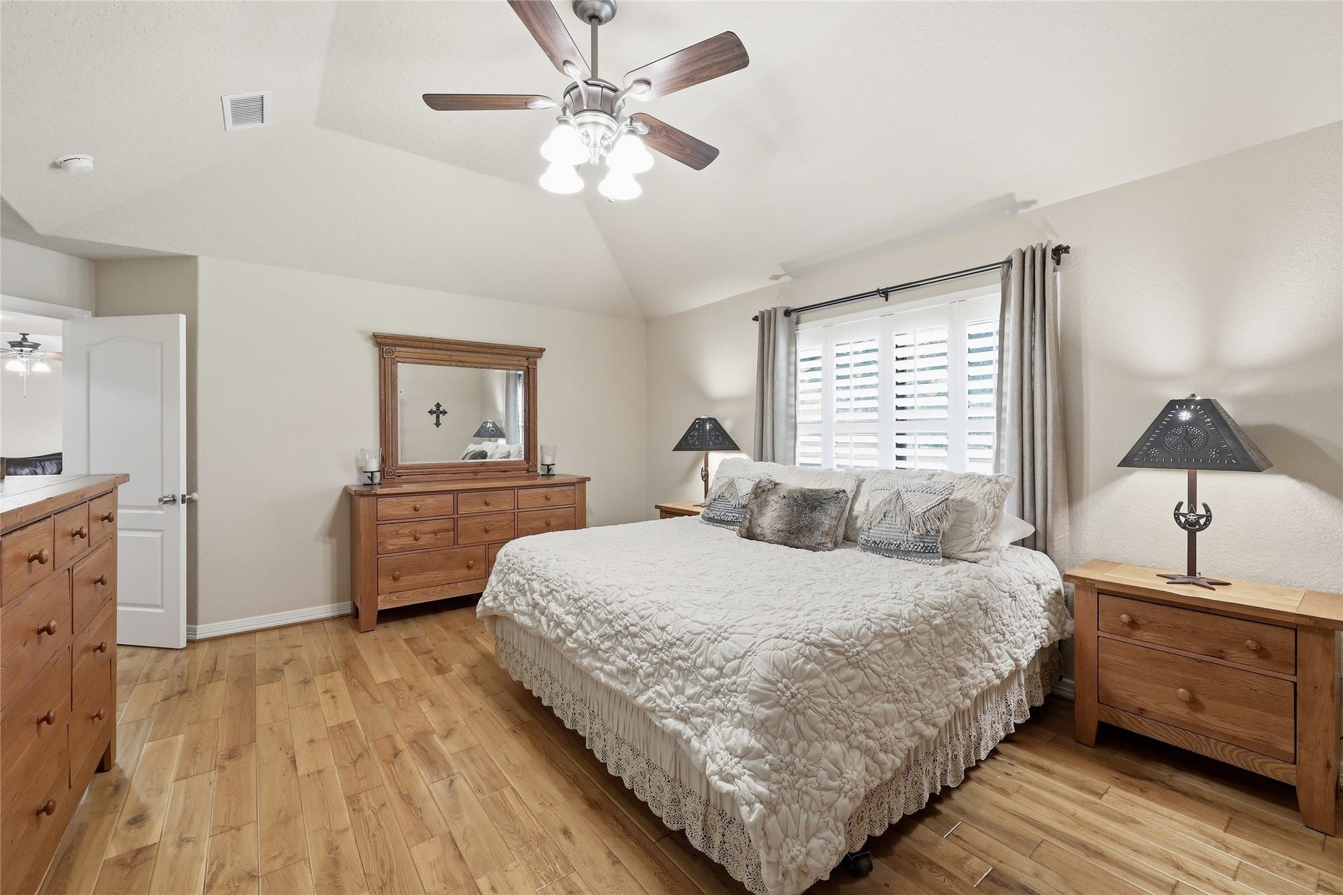 16210 Bluebird Street, Santa Fe, TX 77517 16210 Bluebird Street, Santa Fe, TX 77517